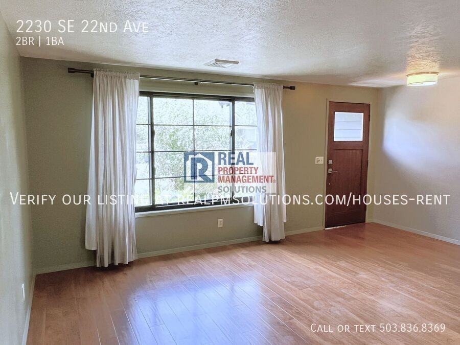 2230 Se 22nd Ave - Photo 5 of 42
