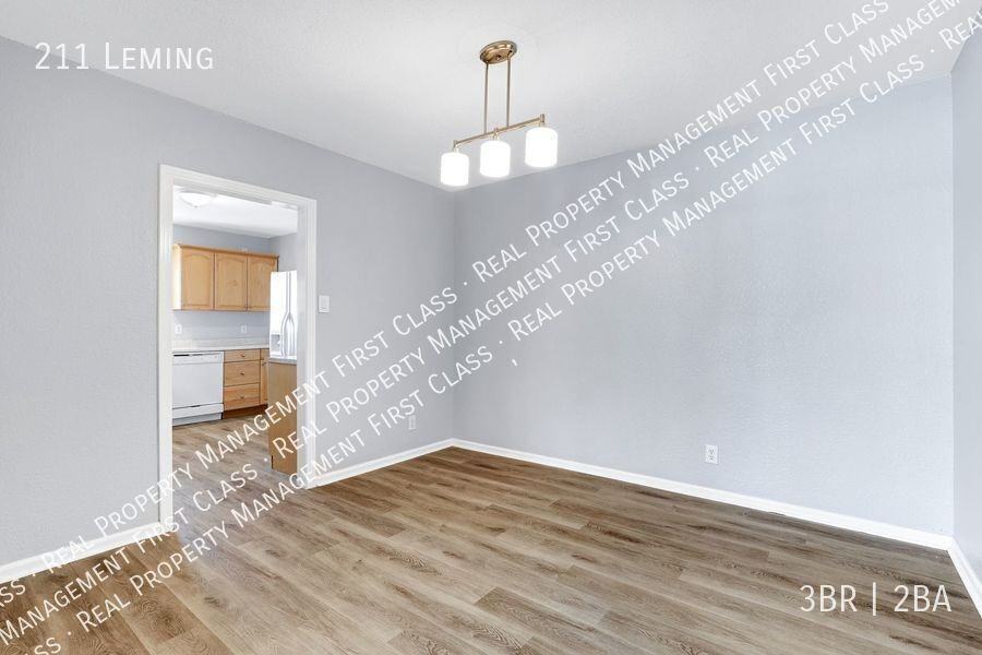 211 Leming Dr - Photo 7 of 27