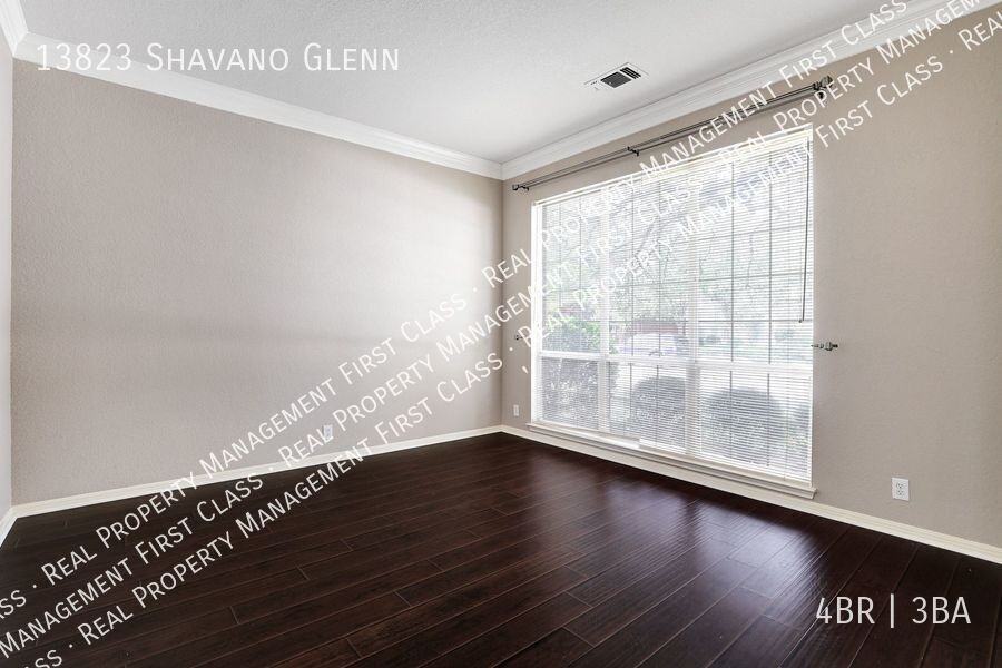 13823 Shavano Glenn - Photo 6 of 30