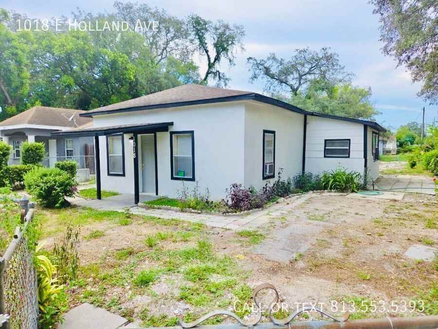 1018 E Holland Ave - Photo 3 of 14