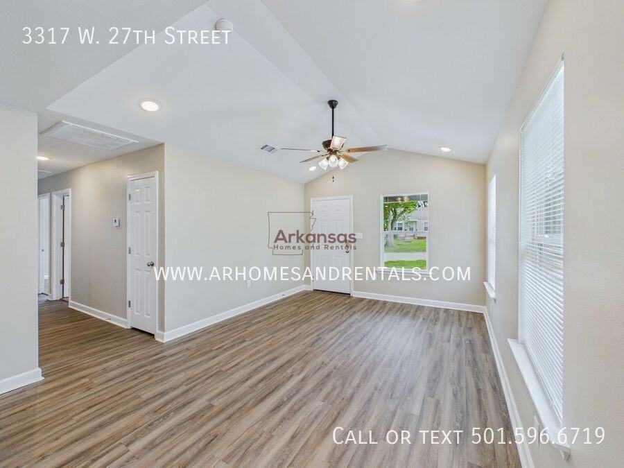 3317 W 27th St - Photo 2 of 14