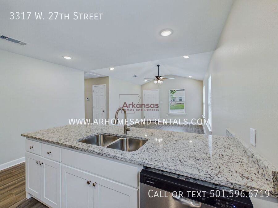 3317 W 27th St - Photo 5 of 14