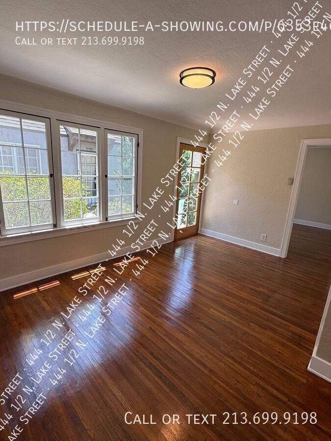444 1/2 N Lake St - Photo 5 of 33