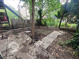 828 Halsey St #1A - Photo 1 of 1