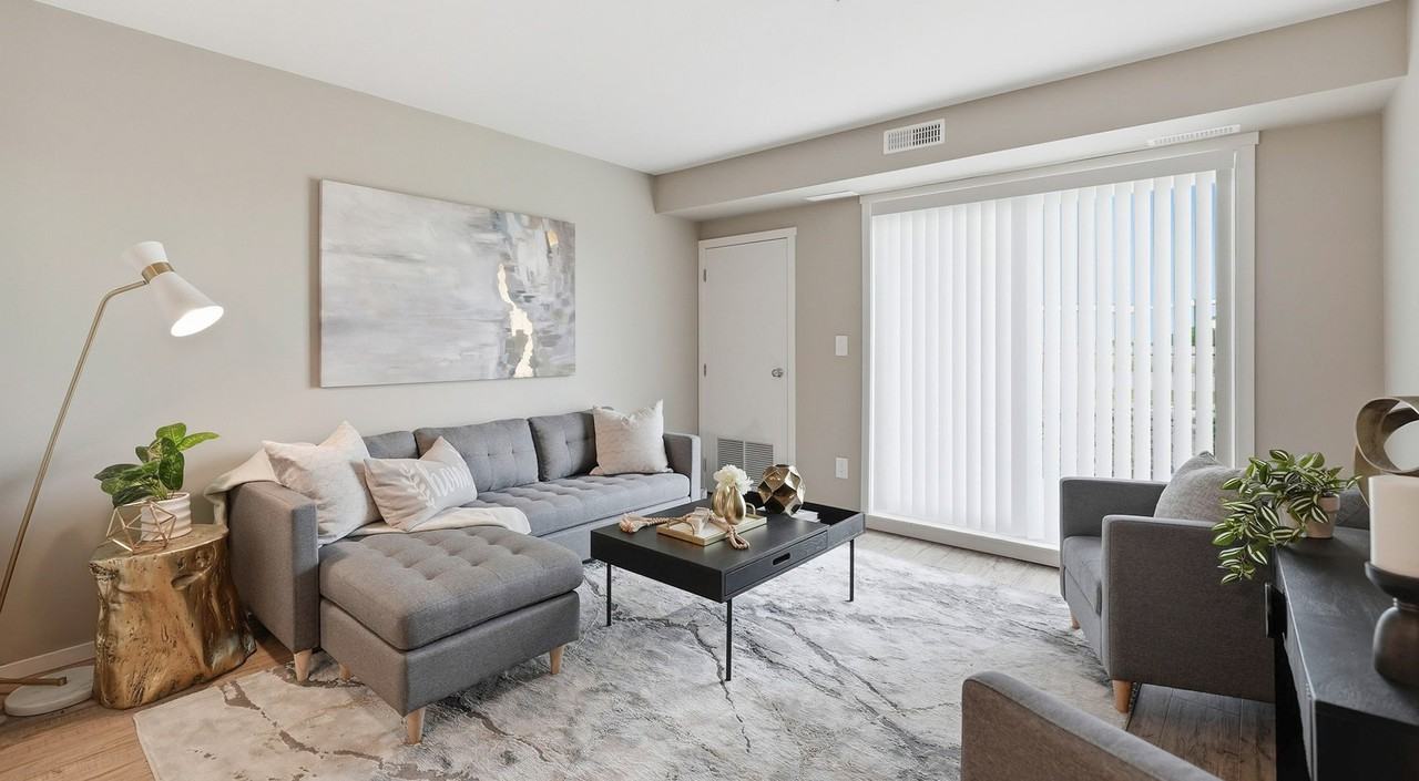 Vista Green Apartments - Photo 4 of 19