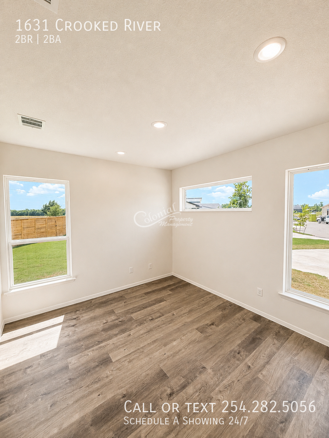 1631 Crooked River Ct - Photo 4 of 9