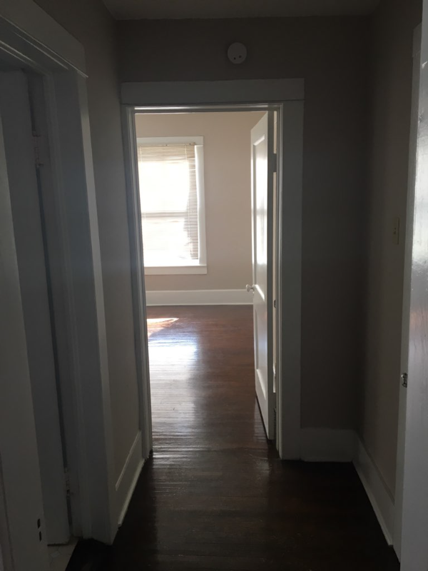 720 Colquitt St #B - Photo 5 of 6