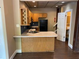 featured image of 152 N York St