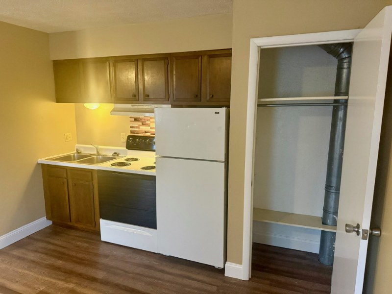 2305 Adams Ave #25 - Photo 4 of 12