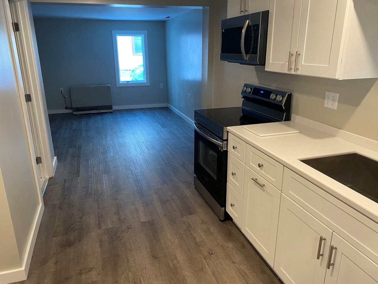 77 Railroad St #3 - Photo 4 of 10