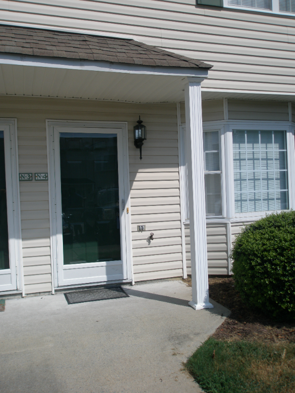 2330 Vineyard Dr #N4 - Photo 3 of 28