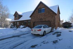 featured image of 2186 Karalee Way #MAIN