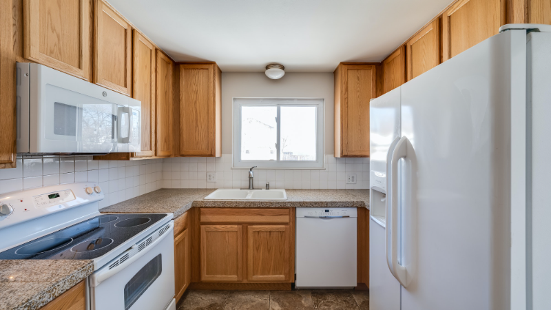 11272 Lafayette St - Photo 7 of 20