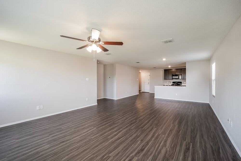 1617 Westfall Dr - Photo 4 of 16