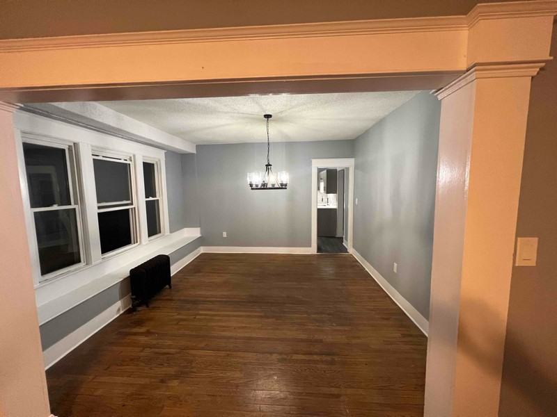 180 Oak Grove Ave - Photo 5 of 16