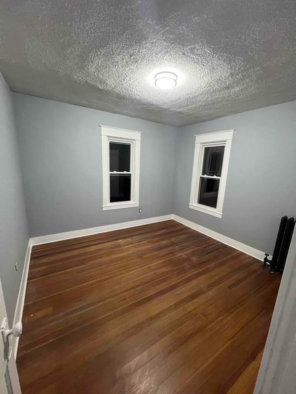 180 Oak Grove Ave - Photo 6 of 16