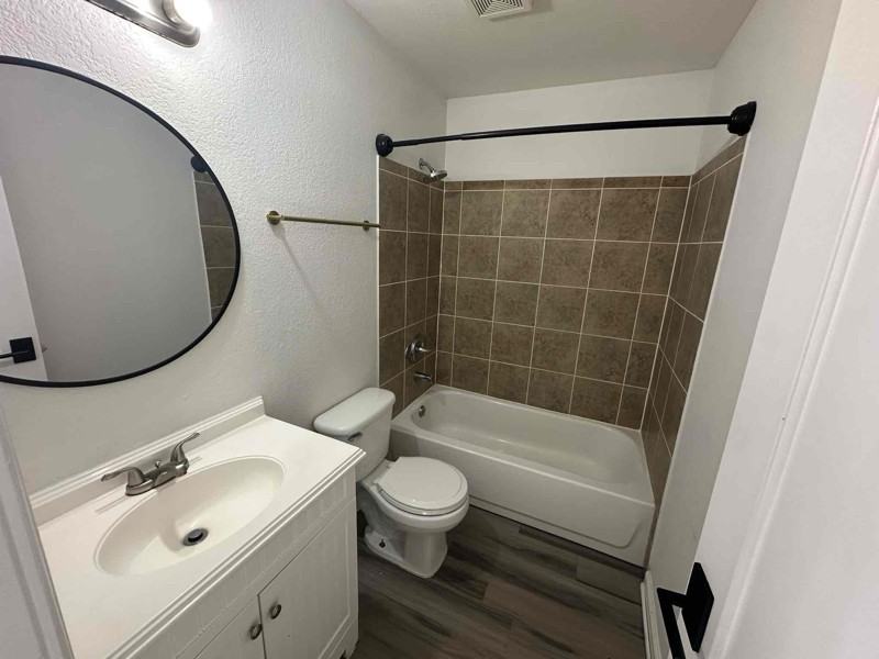 1801 Palm Dr - Photo 4 of 20