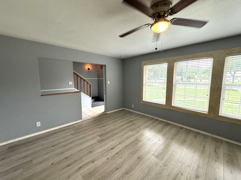 218 Halbart Dr - Photo 7 of 7