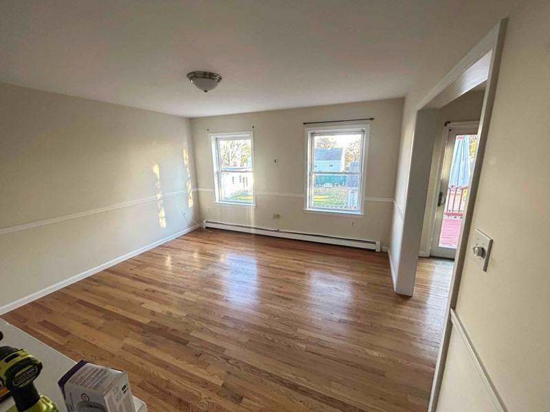 28 Couch St #B - Photo 2 of 10