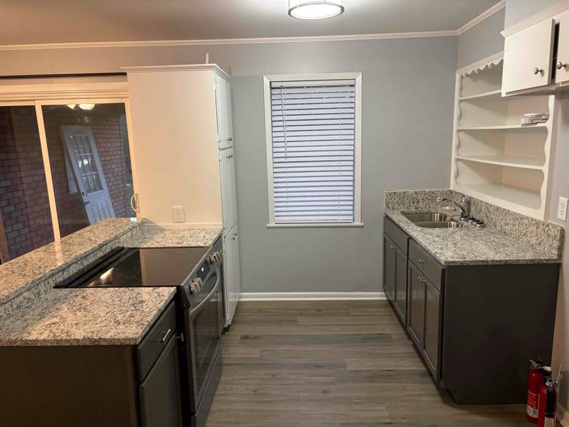 9370 Blom Blvd - Photo 5 of 9