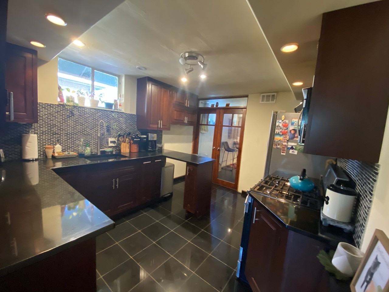 1660 Winona Ct - Photo 4 of 17
