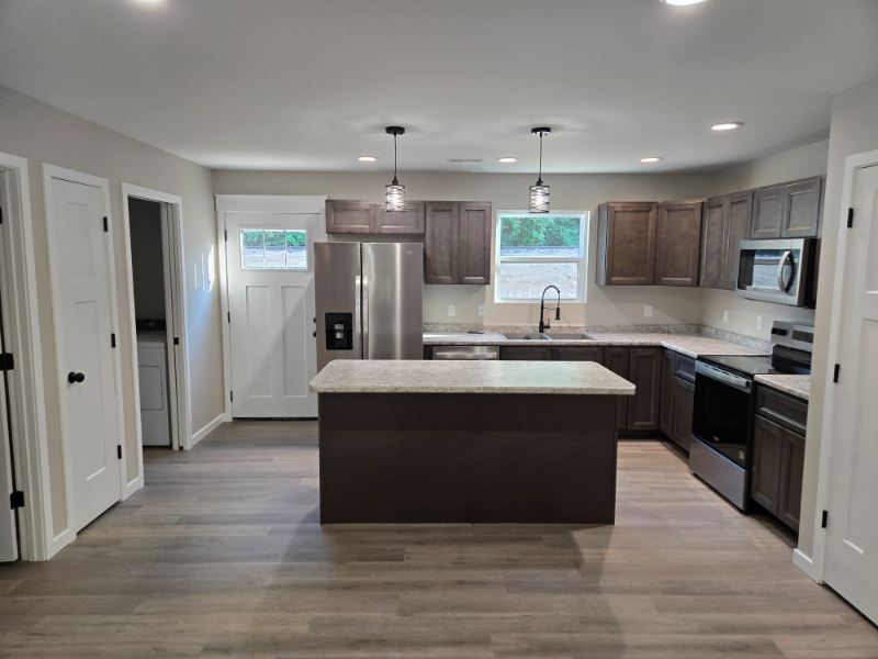 3120 Commerce St - Photo 2 of 26