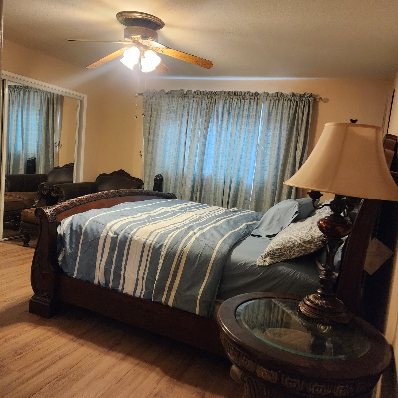 6245 Luxurious - Photo 6 of 39