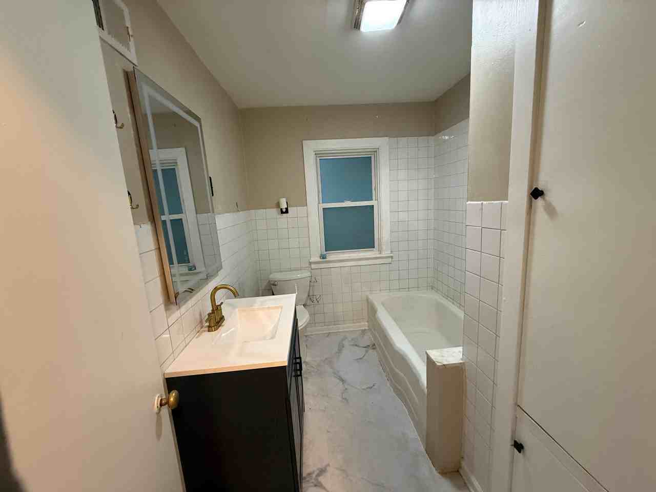 502 Peale St - Photo 2 of 7