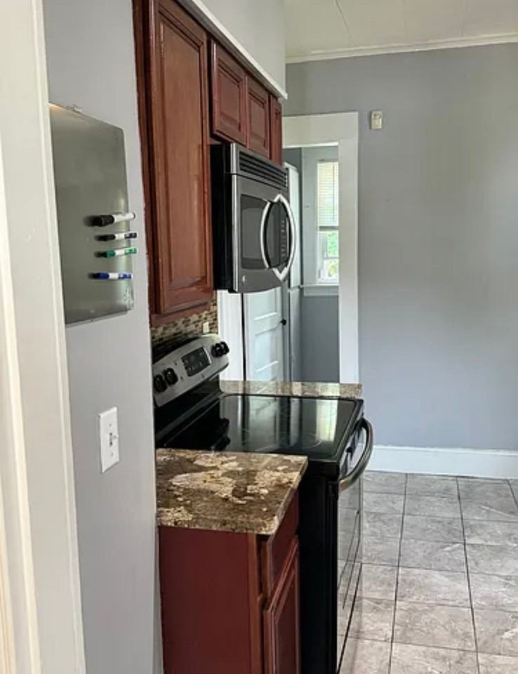 31 Smith St - Photo 5 of 11