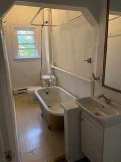 320 Fuller Ave - Photo 3 of 5