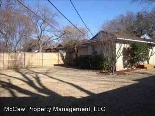 10067 San Lorenzo Dr - Photo 2 of 5