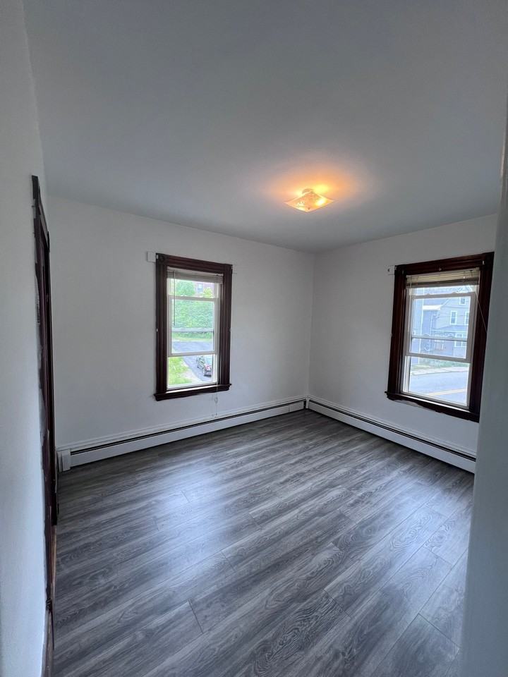 134 York St #2 - Photo 3 of 6