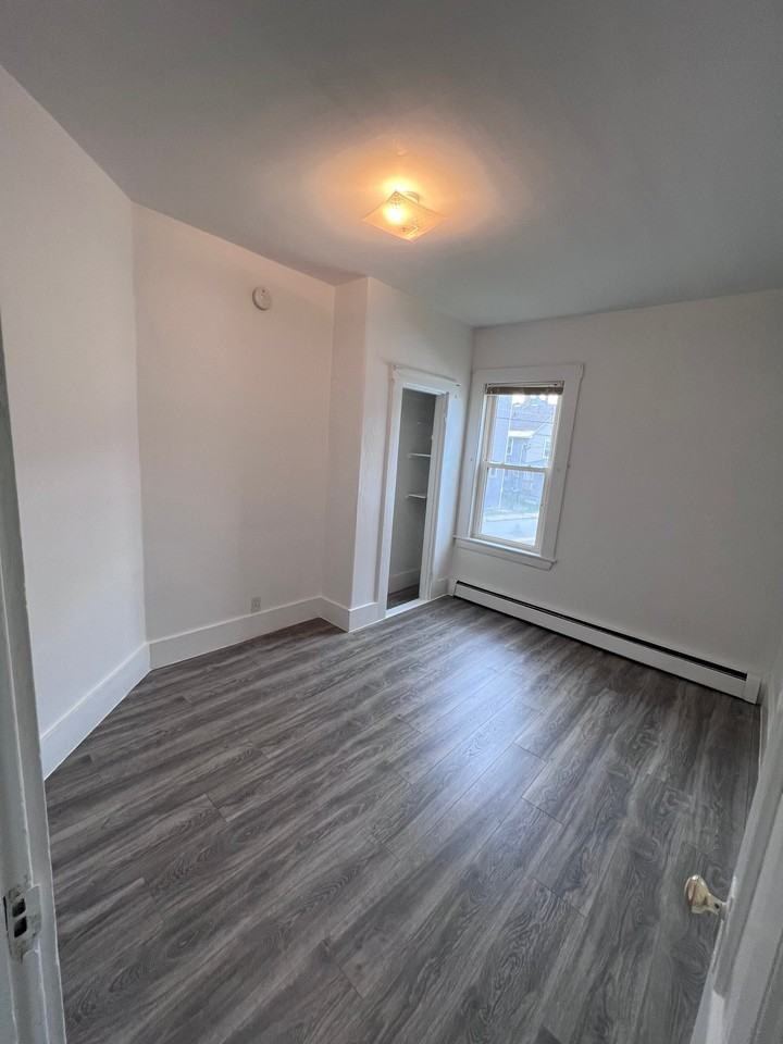 134 York St #2 - Photo 4 of 6