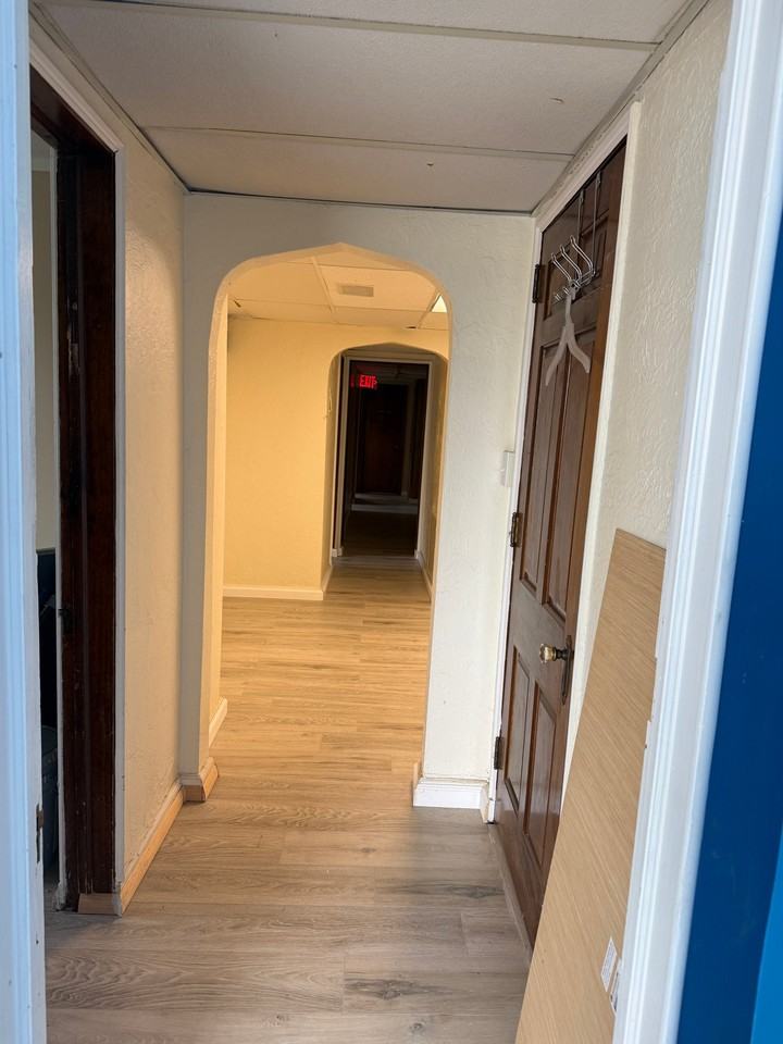 4141 Brownsville Rd - Photo 7 of 8