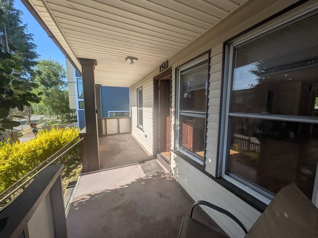 1512 22nd Ave S - Photo 2 of 16