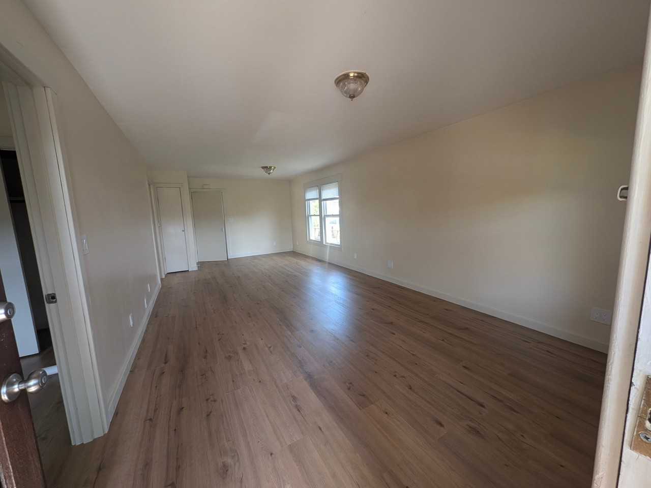 1512 22nd Ave S - Photo 3 of 16