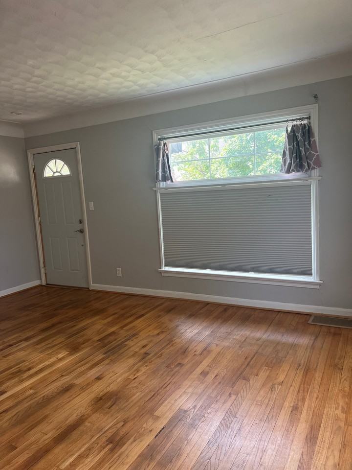 603 Parkwood Ave - Photo 4 of 8