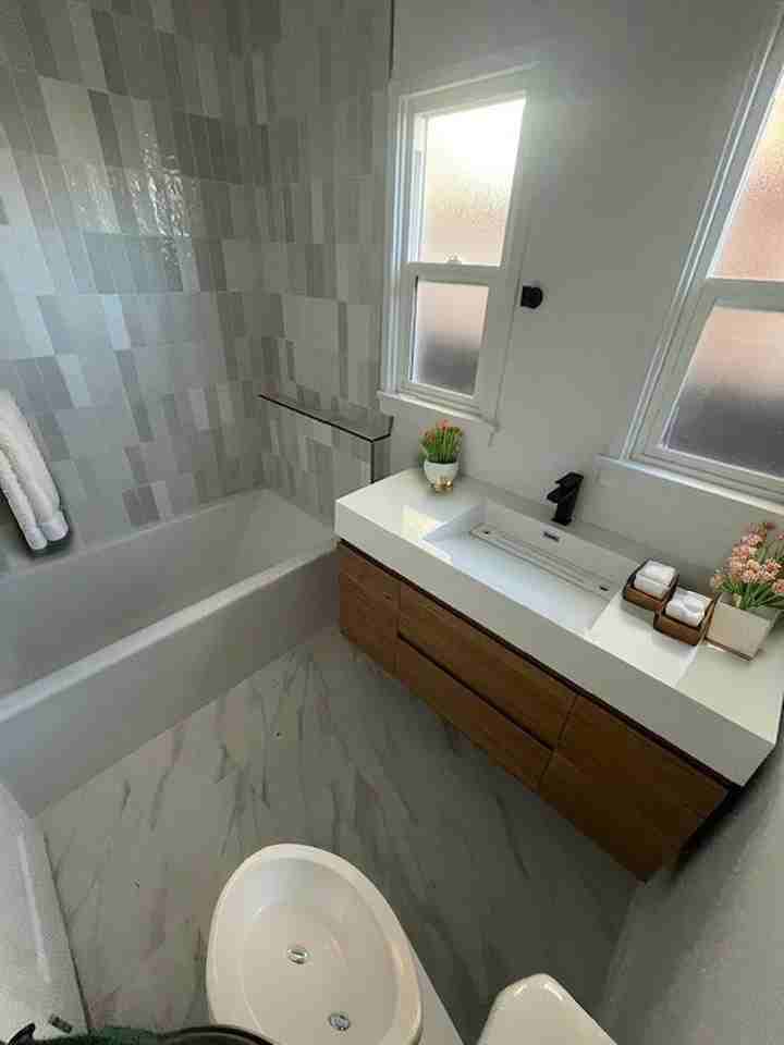 1936 Magnolia Ave #1 - Photo 3 of 8