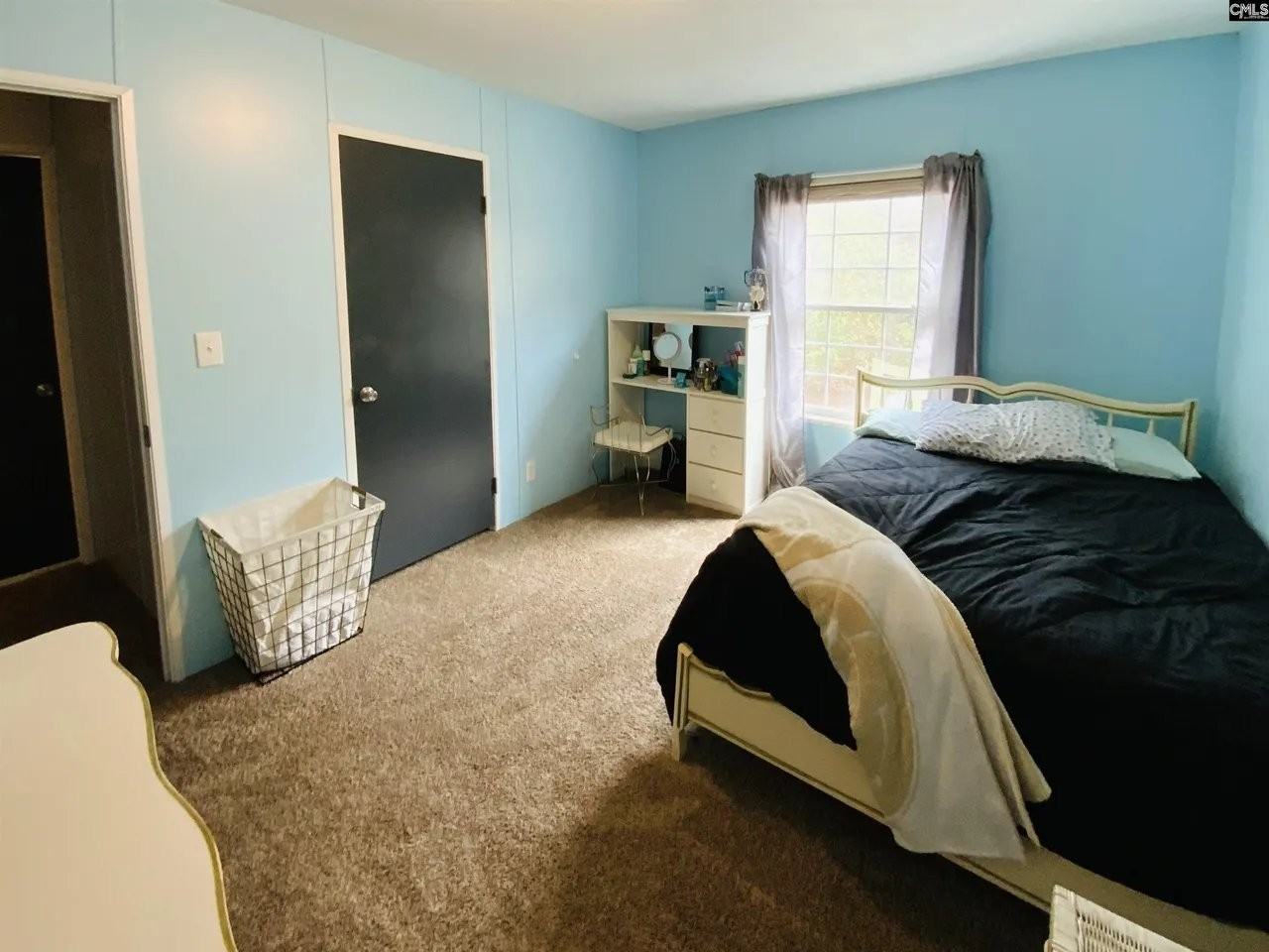 2146 Scenic Dr - Photo 2 of 19