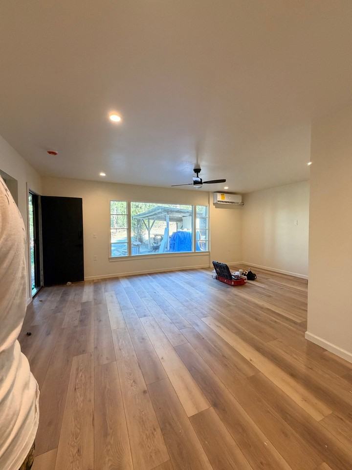 10120 S Ponderosa Way - Photo 2 of 11
