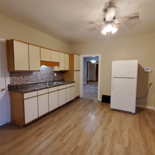 3185 W 32nd St - Photo 6 of 17