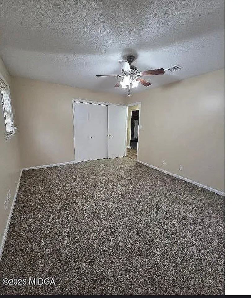 2412 Shea Dr - Photo 6 of 8