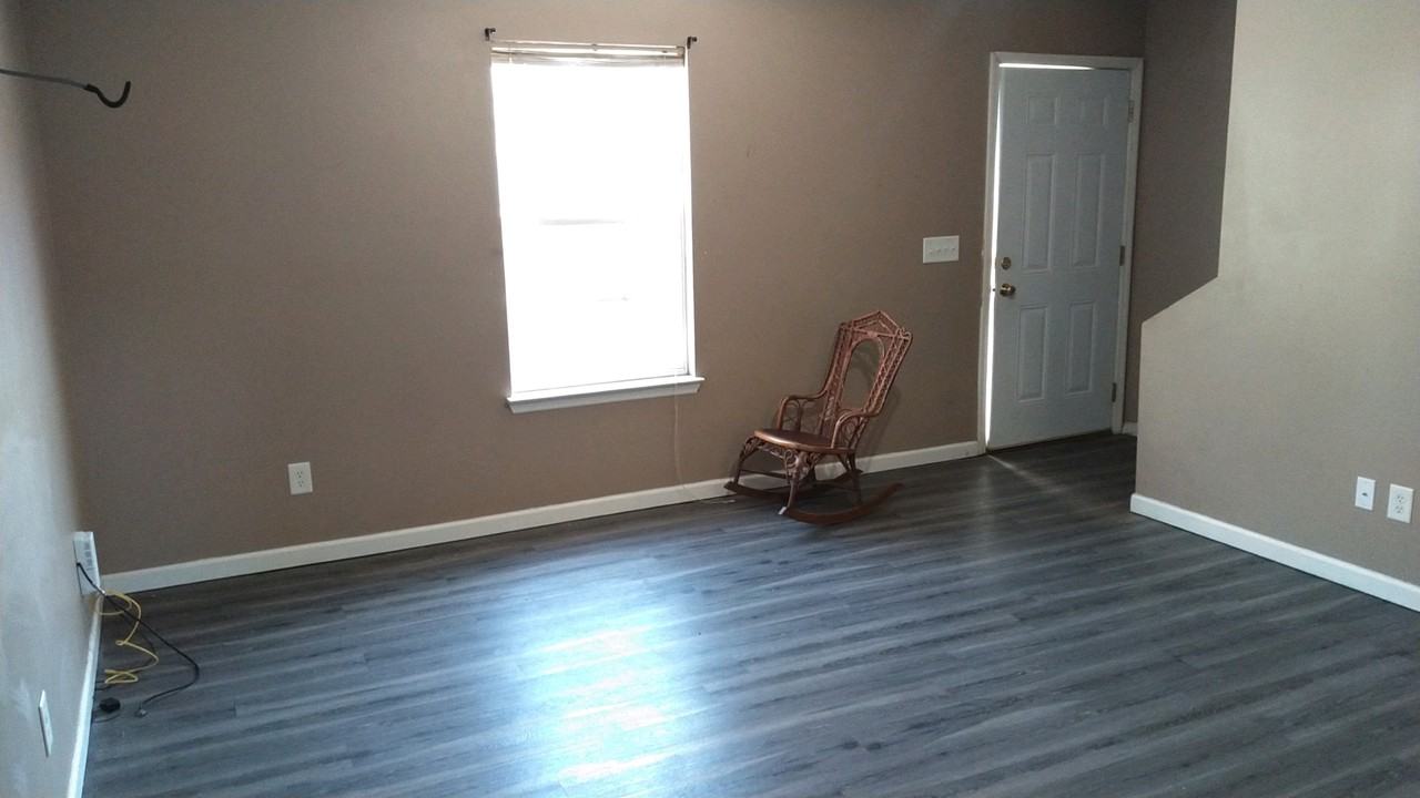 3486 Hedge Dr Ne #3486 - Photo 3 of 7