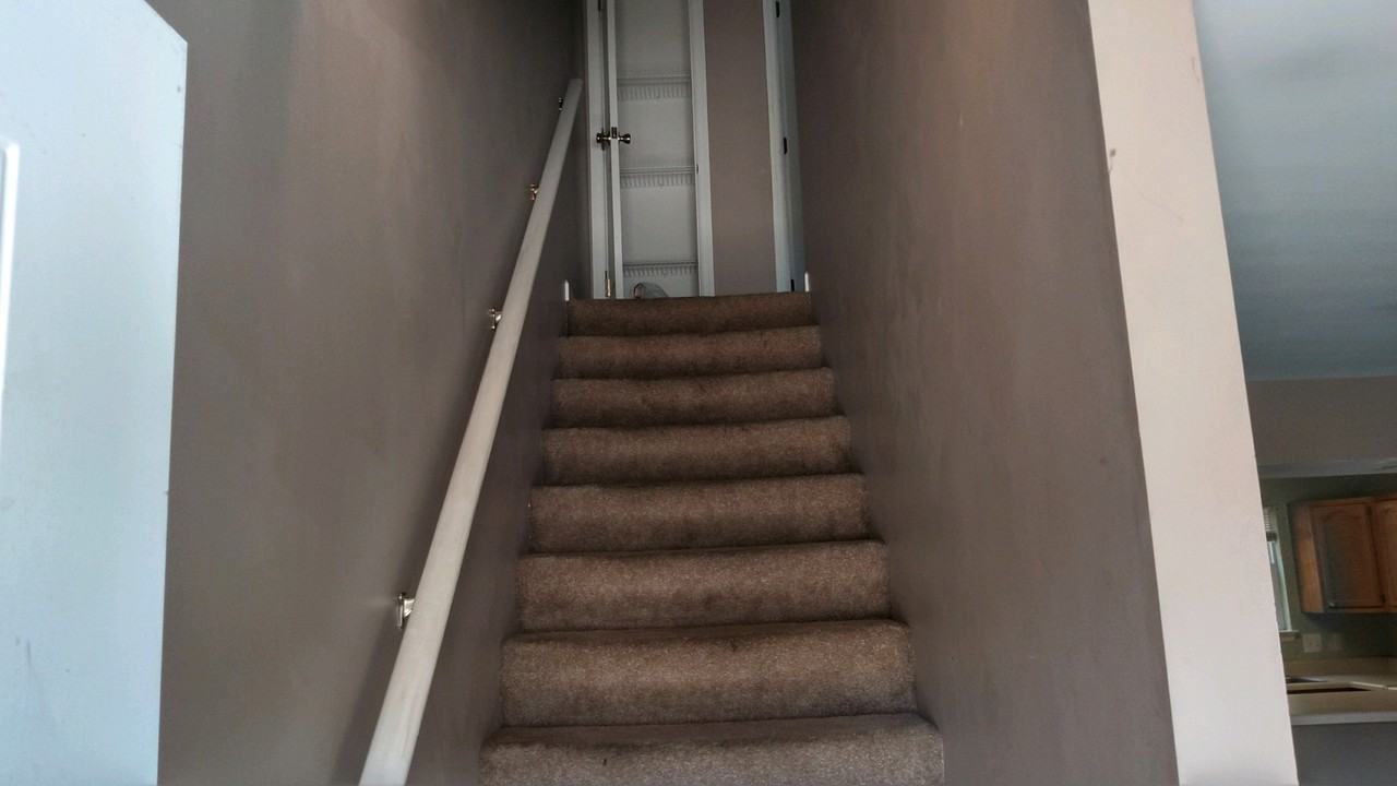3486 Hedge Dr Ne #3486 - Photo 4 of 7