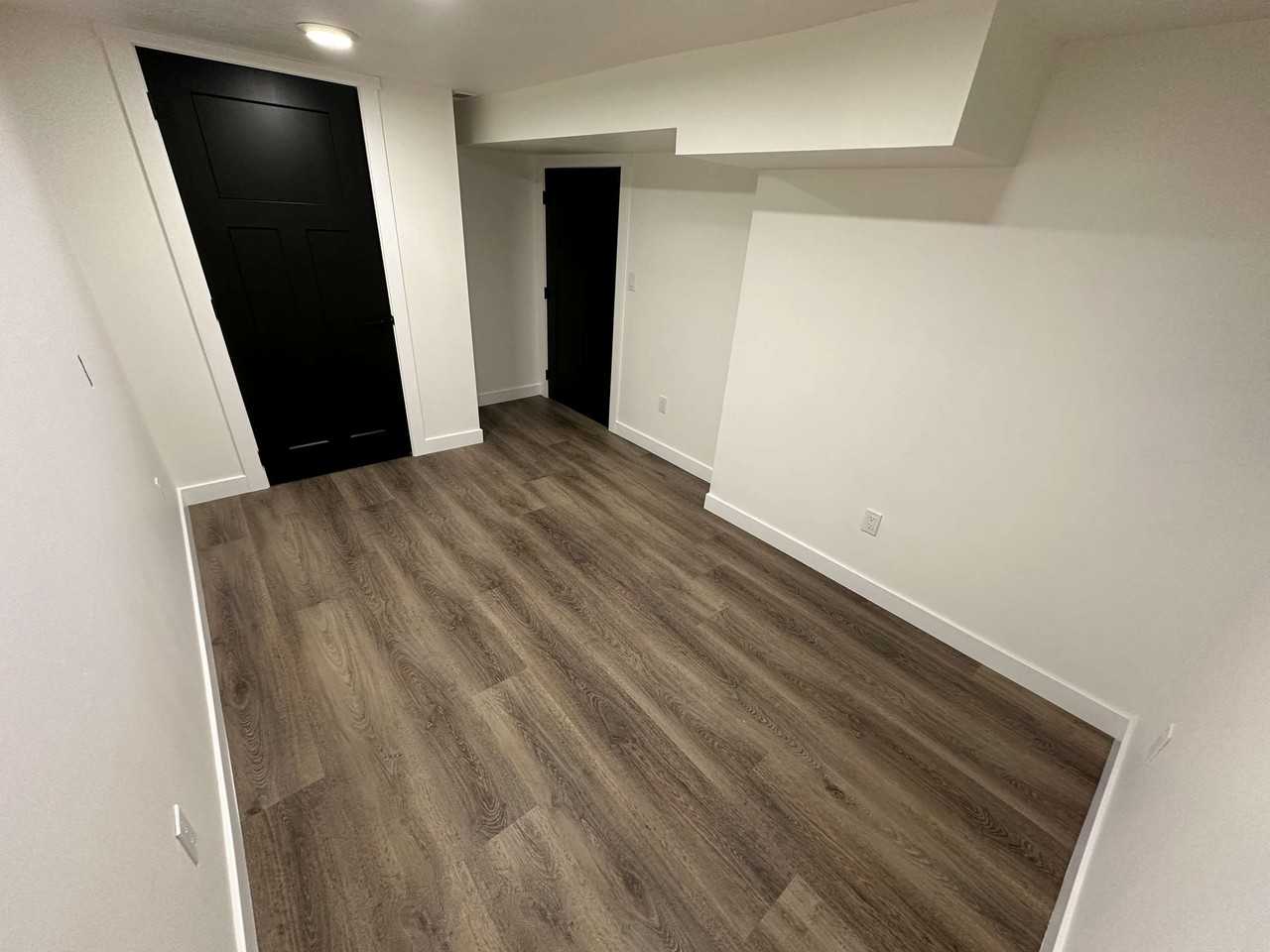131 N 1225 W