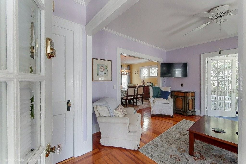 51 Powel Ave #R - Photo 5 of 35