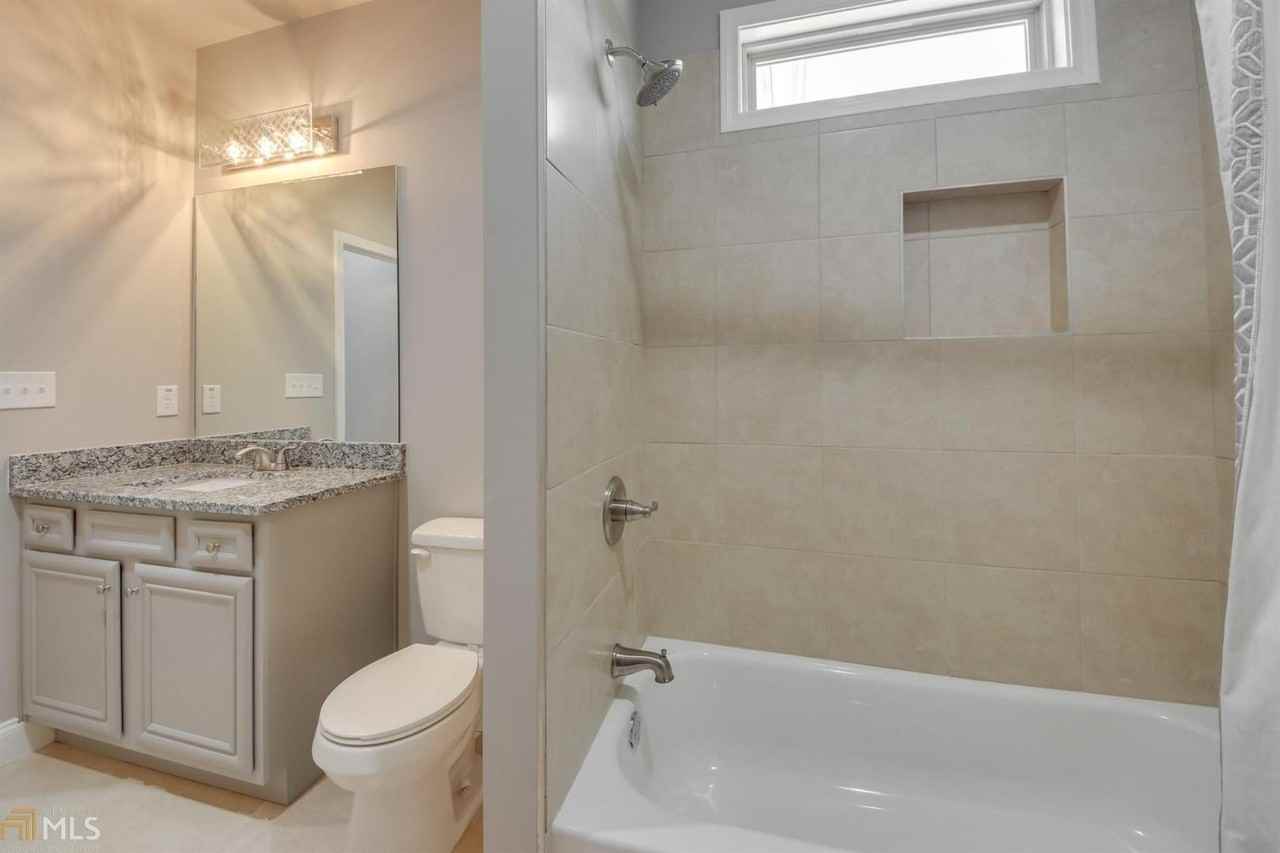 1815 Treymire Ct #NA - Photo 2 of 17