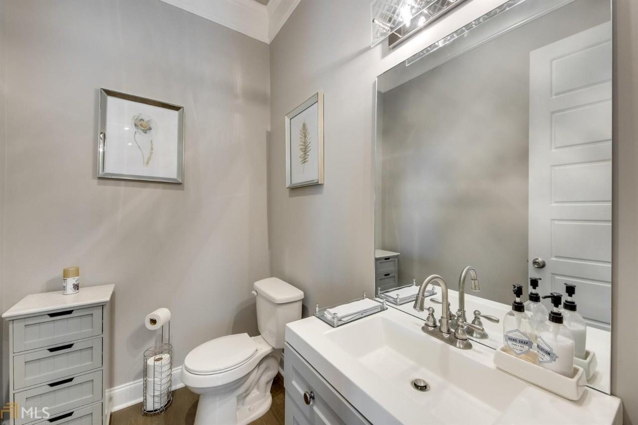 1815 Treymire Ct #NA - Photo 5 of 17