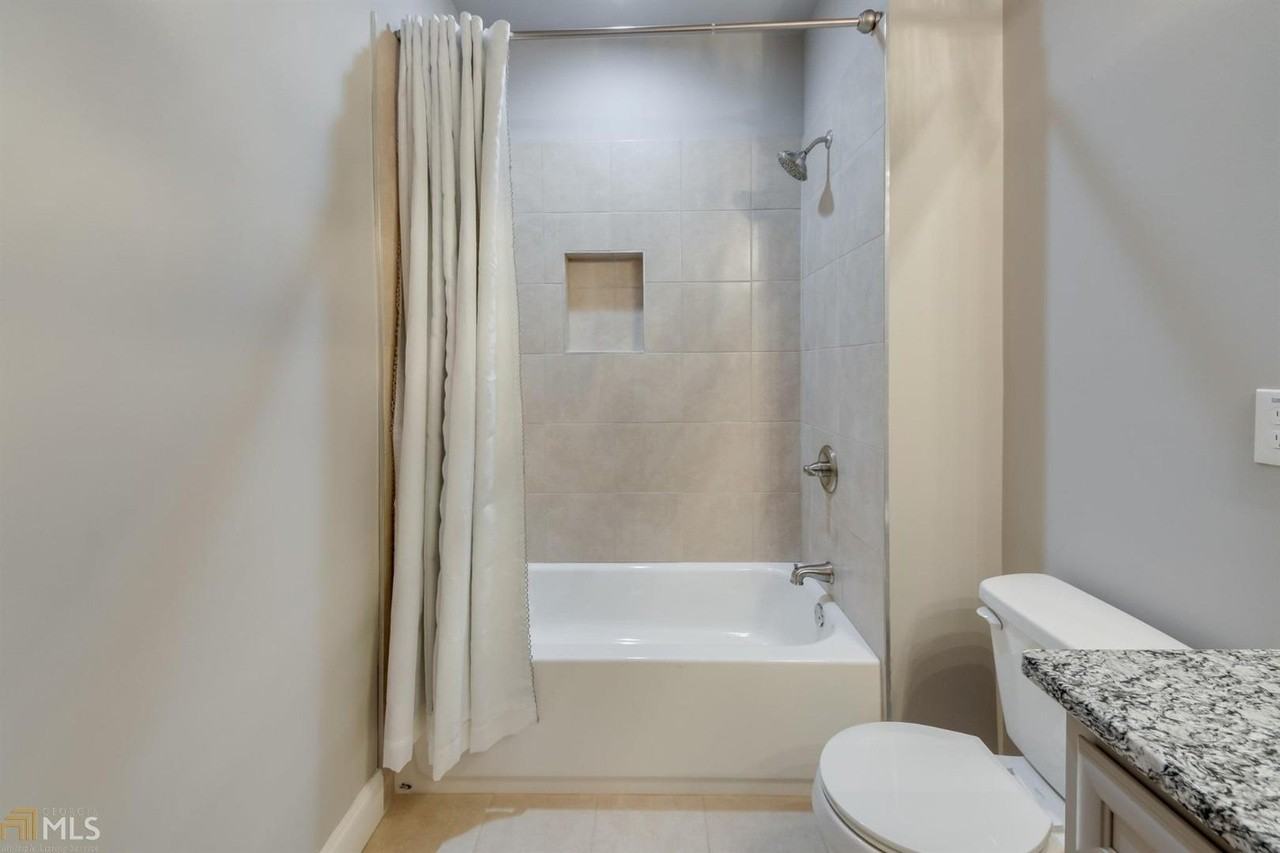 1815 Treymire Ct #NA - Photo 6 of 17