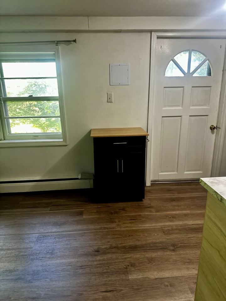 38 Oak Ridge Rd #NA - Photo 2 of 11